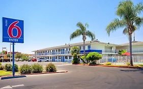 Motel 6 in Tulare California
